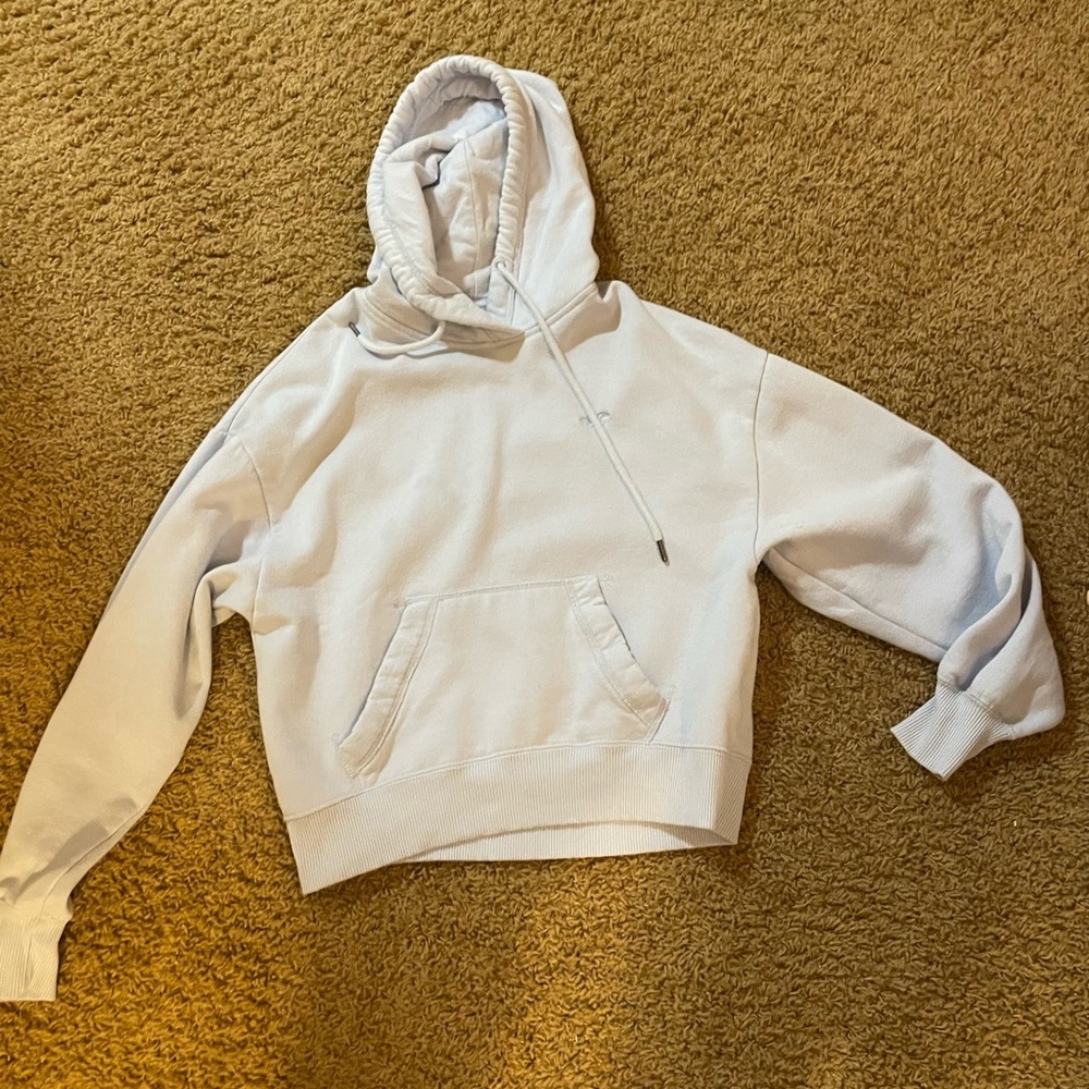 hollister cropped light blue hoodie | size xs